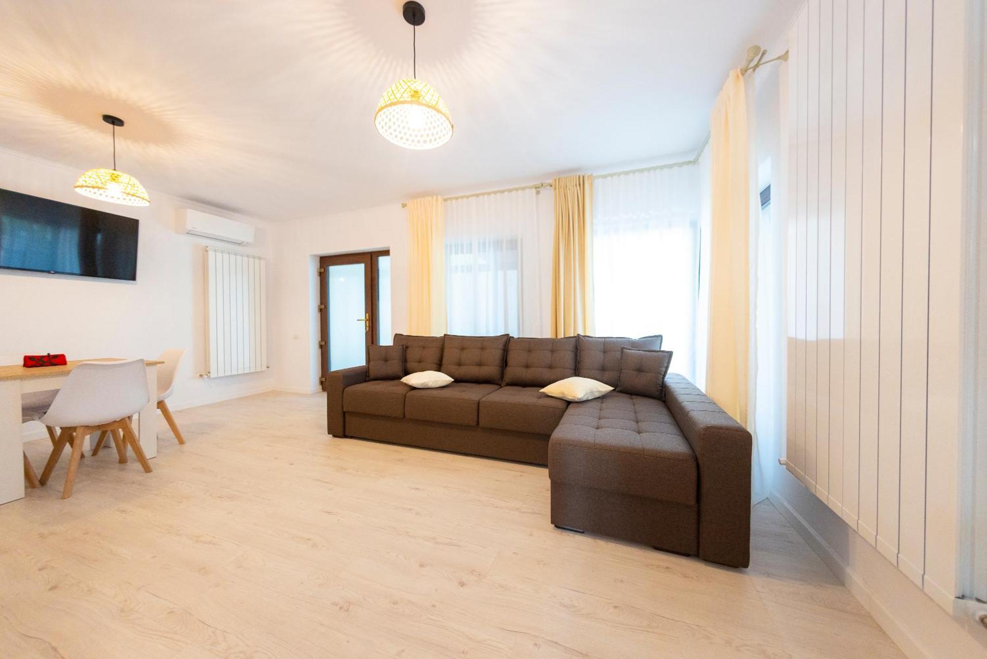 Casa Cu Nuc Ξενοδοχείο Άλμπα Ιούλια Εξωτερικό φωτογραφία