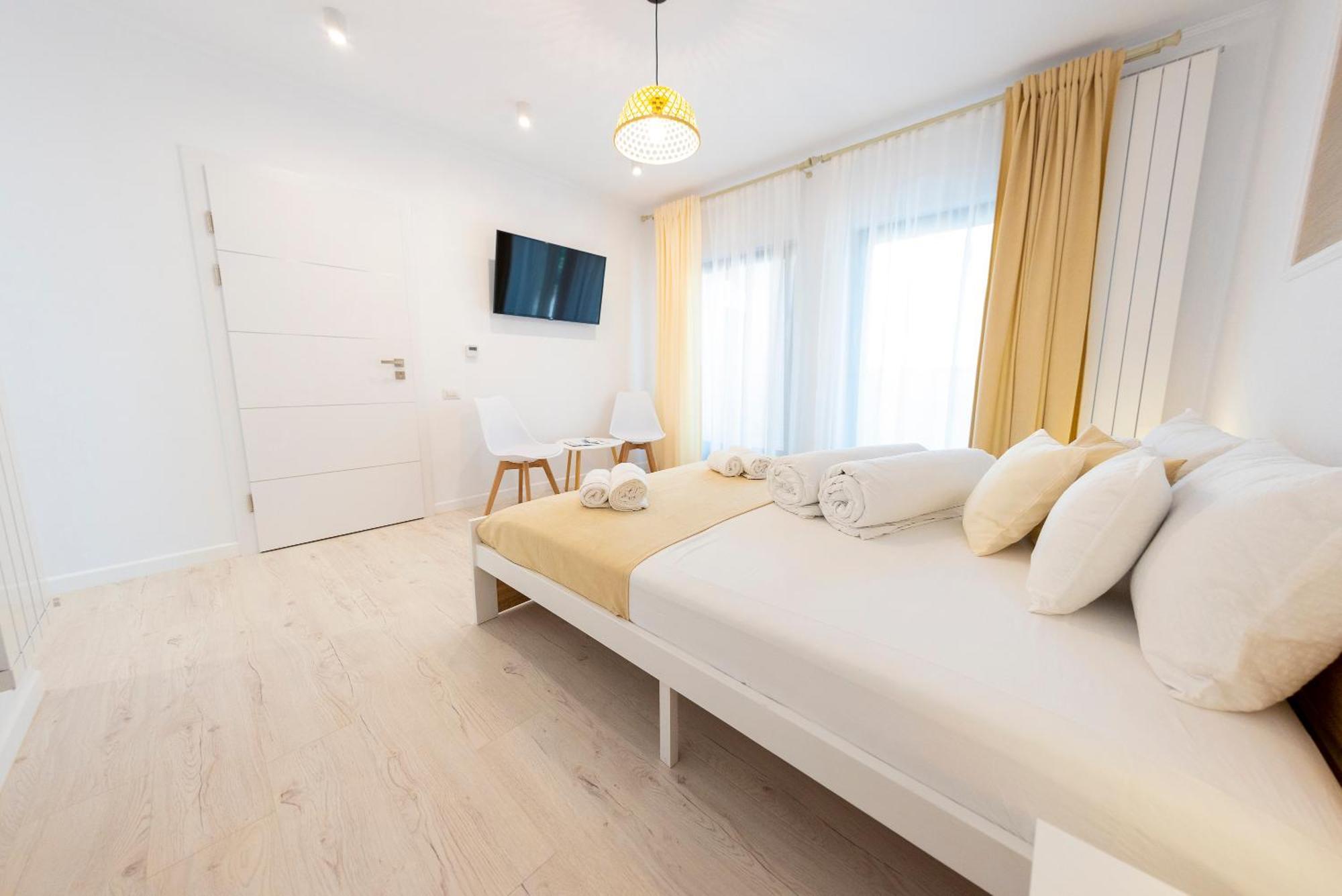 Casa Cu Nuc Ξενοδοχείο Άλμπα Ιούλια Εξωτερικό φωτογραφία